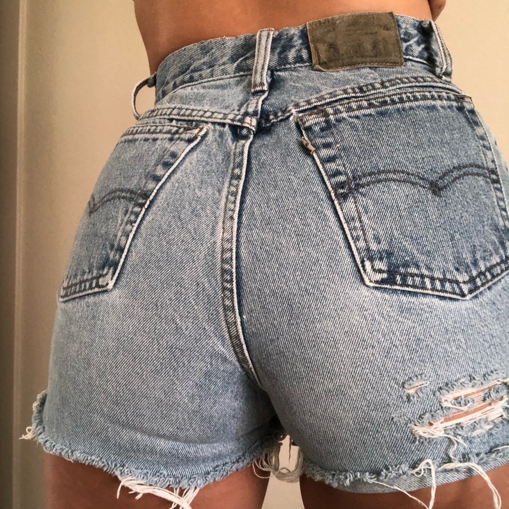 Levis | Vintage High Waisted Shorts